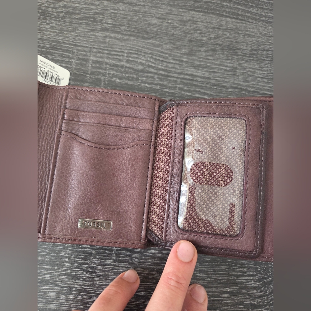 Men's Fossil Rich Brown Leather Wallet - Picture 7 of 8